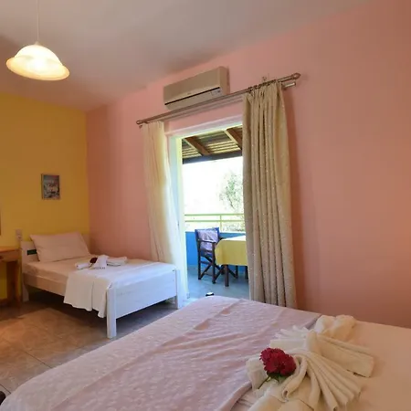 Elena Stoypa * Stoúpa