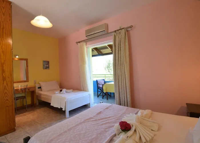 Elena Stoypa * Stoúpa