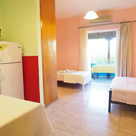 Elena Stoypa * Stoúpa