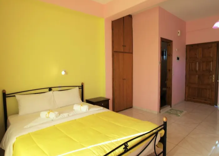 Elena Stoypa Stoúpa