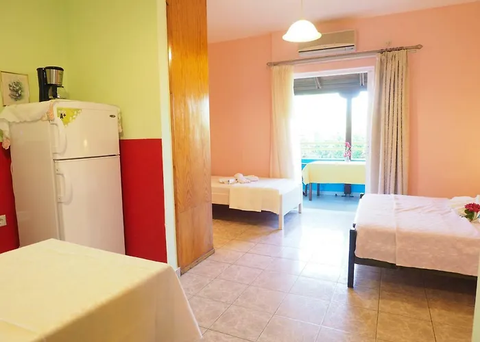 Elena Stoypa * Stoúpa